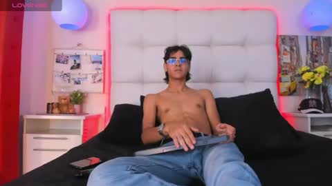 -- David --- online show from July 2026 09:24:01 PM