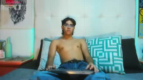 -- David --- online show from July 2026 09:45:02 PM