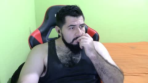 Snapshot of daviddelz chatting on December 2024 06:35:01 AM David online show from December 2024 06:35:01 AM