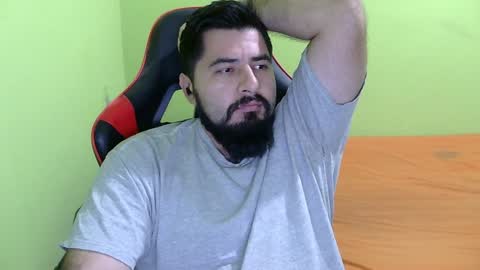 Snapshot of daviddelz chatting on December 2024 05:05:02 AM David online show from December 2024 05:05:02 AM