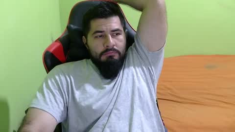 Snapshot of daviddelz chatting on February 2025 05:07:02 AM David online show from February 2025 05:07:02 AM