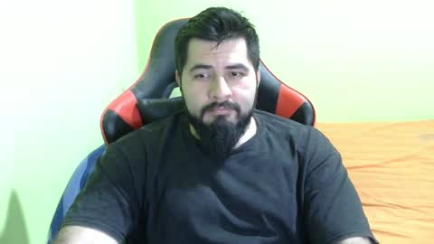 Snapshot of daviddelz chatting on February 2025 05:37:02 AM David online show from February 2025 05:37:02 AM