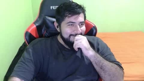 Snapshot of daviddelz chatting on November 2025 08:58:01 AM David online show from November 2025 08:58:01 AM