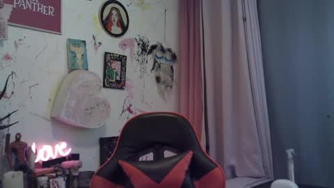 Snapshot of davidhumbee chatting on May 2026 01:10:02 AM David Lucky 13 online show from May 2026 01:10:02 AM