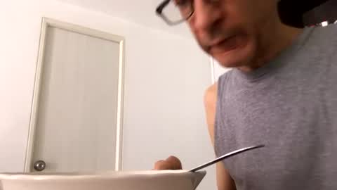 Snapshot of davidhumbee chatting on August 2026 04:50:01 PM David Lucky 13 online show from August 2026 04:50:01 PM