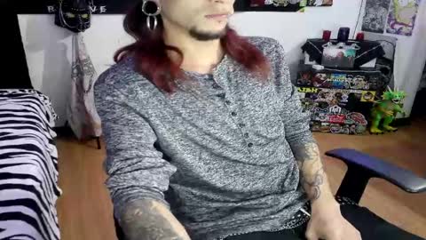 Snapshot of davidroses420 chatting on January 2025 04:58:01 AM online show from January 2025 04:58:01 AM