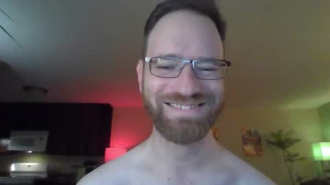 Snapshot of davidwilcox1982 chatting on February 2026 01:22:02 AM Dave online show from February 2026 01:22:02 AM