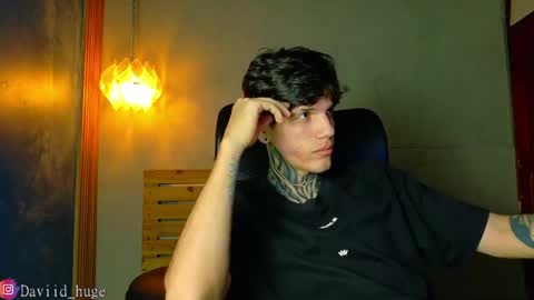 daviid_huge online show from May 2026 02:19:02 AM
