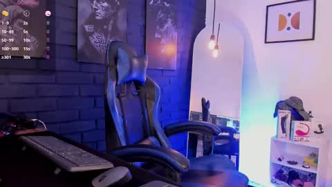 Snapshot of daviidevans chatting on March 2026 10:38:01 PM David Evans online show from March 2026 10:38:01 PM