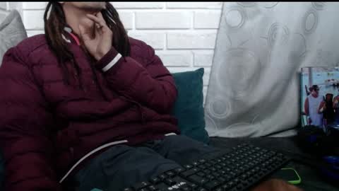 Snapshot of davils12 chatting on January 2025 06:12:01 AM DAVILS online show from January 2025 06:12:01 AM