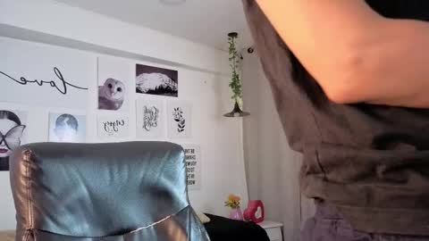 davoxer online show from January 2026 02:58:01 AM