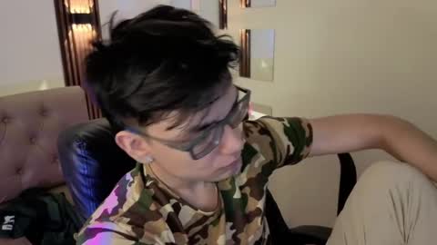 davoxer online show from April 2026 03:28:02 AM