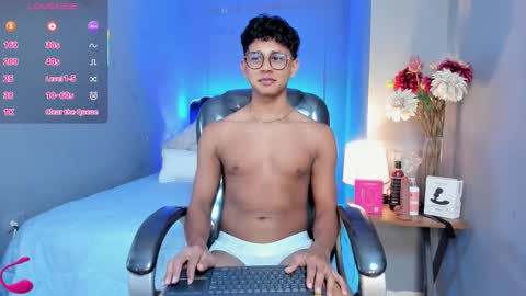 Snapshot of dawn_16 chatting on November 2025 09:26:02 PM dawn_16 online show from November 2025 09:26:02 PM