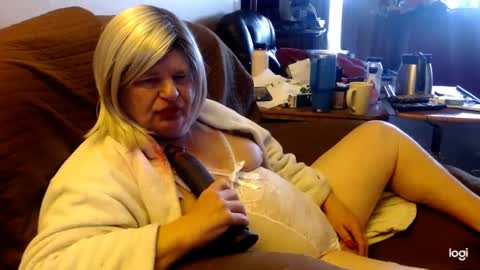 dawndoesall online show from March 2025 11:28:02 PM