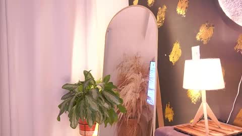 Snapshot of day_wilkint chatting on December 2025 12:48:01 AM Day Wilkinht online show from December 2025 12:48:01 AM