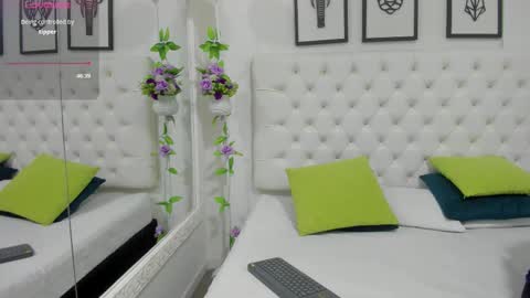 Snapshot of dayhan_santos chatting on September 2025 10:53:02 AM dayhan_santos online show from September 2025 10:53:02 AM