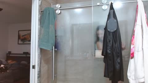 Snapshot of dazeydo chatting on December 2024 02:49:01 PM Dazey online show from December 2024 02:49:01 PM