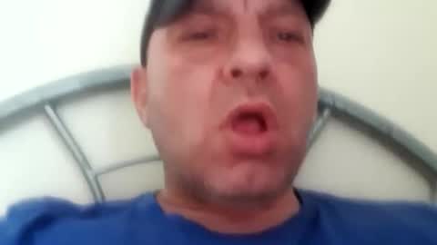 Snapshot of dazzaboxer chatting on September 2025 02:40:02 PM dazzaboxer online show from September 2025 02:40:02 PM