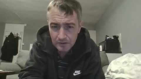 Snapshot of dazzill chatting on November 2025 12:09:02 AM Dazzill online show from November 2025 12:09:02 AM