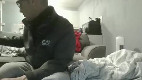 Snapshot of dazzill chatting on November 2025 09:47:02 PM Dazzill online show from November 2025 09:47:02 PM