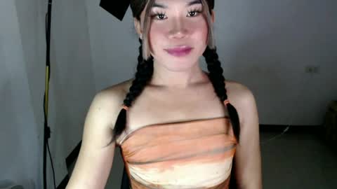 dazzzlingcarol online show from July 2026 10:31:02 AM
