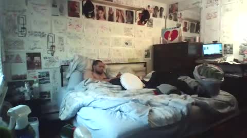 dbeamon92 online show from February 2026 02:21:02 PM