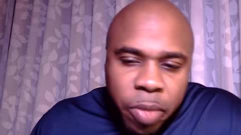 Snapshot of dcrush76 chatting on December 2024 07:15:02 AM DCrush online show from December 2024 07:15:02 AM