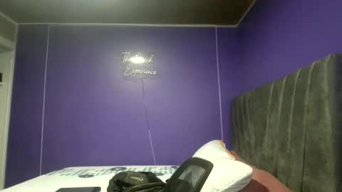 Snapshot of dcrush76 chatting on December 2025 10:38:02 PM DCrush online show from December 2025 10:38:02 PM