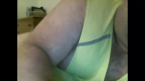 Snapshot of ddawg74 chatting on December 2025 09:44:02 PM ddawg74 online show from December 2025 09:44:02 PM