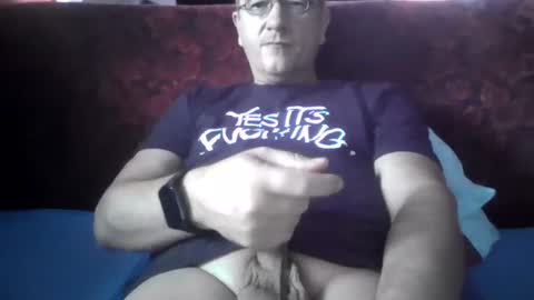 Play with me while I watch you german handsome squirtlover love small girls small tits big clit cut c2c shaved online show from July 2026 08:55:02 AM