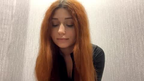 Snapshot of deandreaschomin chatting on April 2026 03:36:02 AM Mia online show from April 2026 03:36:02 AM