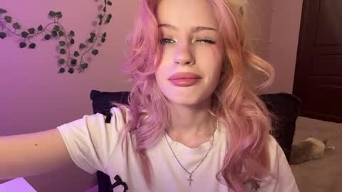 Maggie online show from May 2026 12:44:02 PM