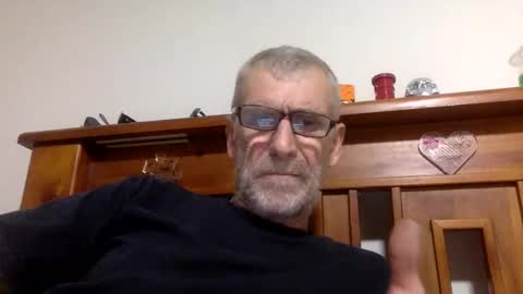 Snapshot of deanofflove2210 chatting on January 2025 07:55:02 AM deanofflove2210 online show from January 2025 07:55:02 AM