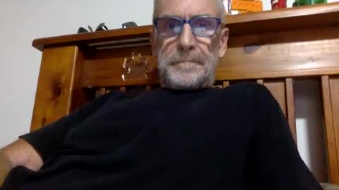 Snapshot of deanofflove2210 chatting on January 2025 05:59:01 AM deanofflove2210 online show from January 2025 05:59:01 AM