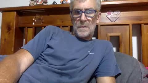 Snapshot of deanofflove2210 chatting on February 2025 10:18:02 AM deanofflove2210 online show from February 2025 10:18:02 AM
