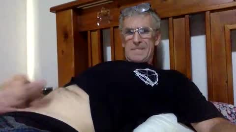Snapshot of deanofflove2210 chatting on February 2025 07:20:01 AM deanofflove2210 online show from February 2025 07:20:01 AM