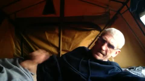 Snapshot of deanofflove2210 chatting on June 2026 09:17:01 AM deanofflove2210 online show from June 2026 09:17:01 AM