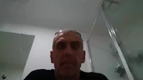 Snapshot of deanofflove2210 chatting on June 2026 01:28:01 AM deanofflove2210 online show from June 2026 01:28:01 AM