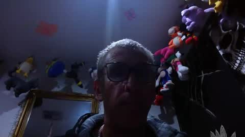 Snapshot of deanofflove2210 chatting on July 2026 08:17:02 AM deanofflove2210 online show from July 2026 08:17:02 AM