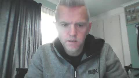 deanthejellybean online show from May 2026 09:39:02 AM