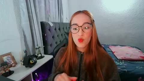 Snapshot of dear_juliet chatting on March 2026 03:17:01 AM Juliet online show from March 2026 03:17:01 AM