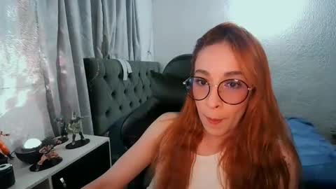 Snapshot of dear_juliet chatting on June 2026 11:54:02 PM Juliet online show from June 2026 11:54:02 PM