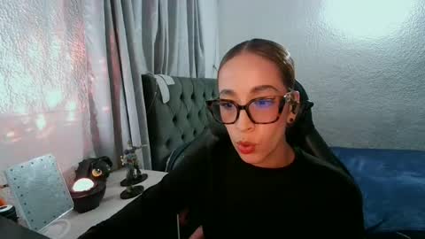 Snapshot of dear_juliet chatting on July 2026 01:08:01 AM Juliet online show from July 2026 01:08:01 AM