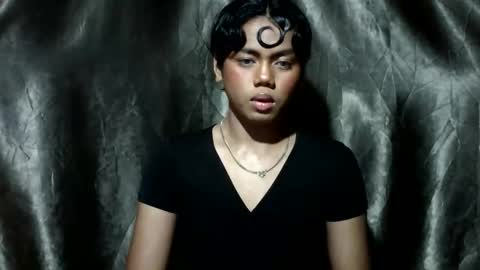 debbie_queen online show from December 2025 02:01:02 PM