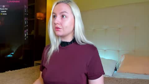 Snapshot of debbie_taylor chatting on March 2026 05:29:01 PM Debbie Mon Tue Fri Sun Sat GMT 3 1000am - 0400pm online show from March 2026 05:29:01 PM