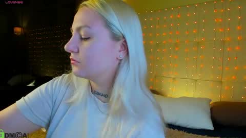 Snapshot of debbie_taylor chatting on April 2026 05:27:01 PM Debbie Mon Tue Fri Sun Sat GMT 3 1000am - 0400pm online show from April 2026 05:27:01 PM