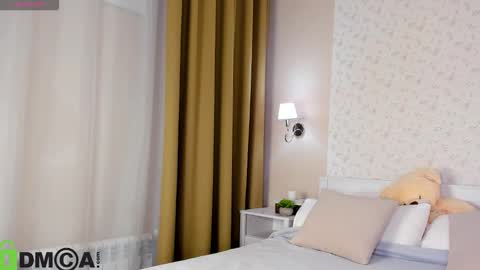 Jennifer online show from March 2026 11:53:02 PM