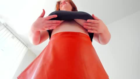 DeboraDebbieDee online show from June 2026 05:30:01 AM