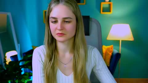 Debora online show from March 2025 08:18:02 AM