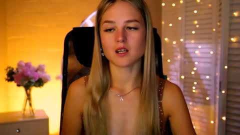 Debora online show from November 2025 03:49:01 AM